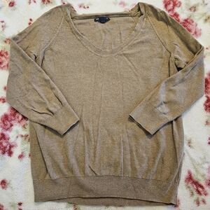 GAP Women's Sweater in Light Brown